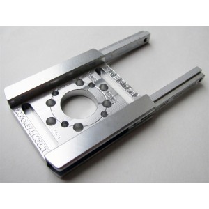 UNIVERSAL MOTOR MOUNT